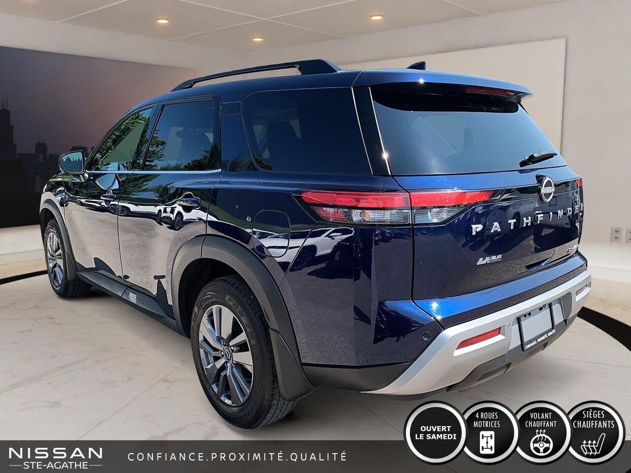 2024 Nissan Pathfinder SV 4RM Blue Saint-Jérôme - photo #4