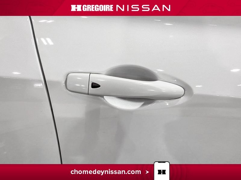 2024 Nissan Kicks White Laval - photo #12