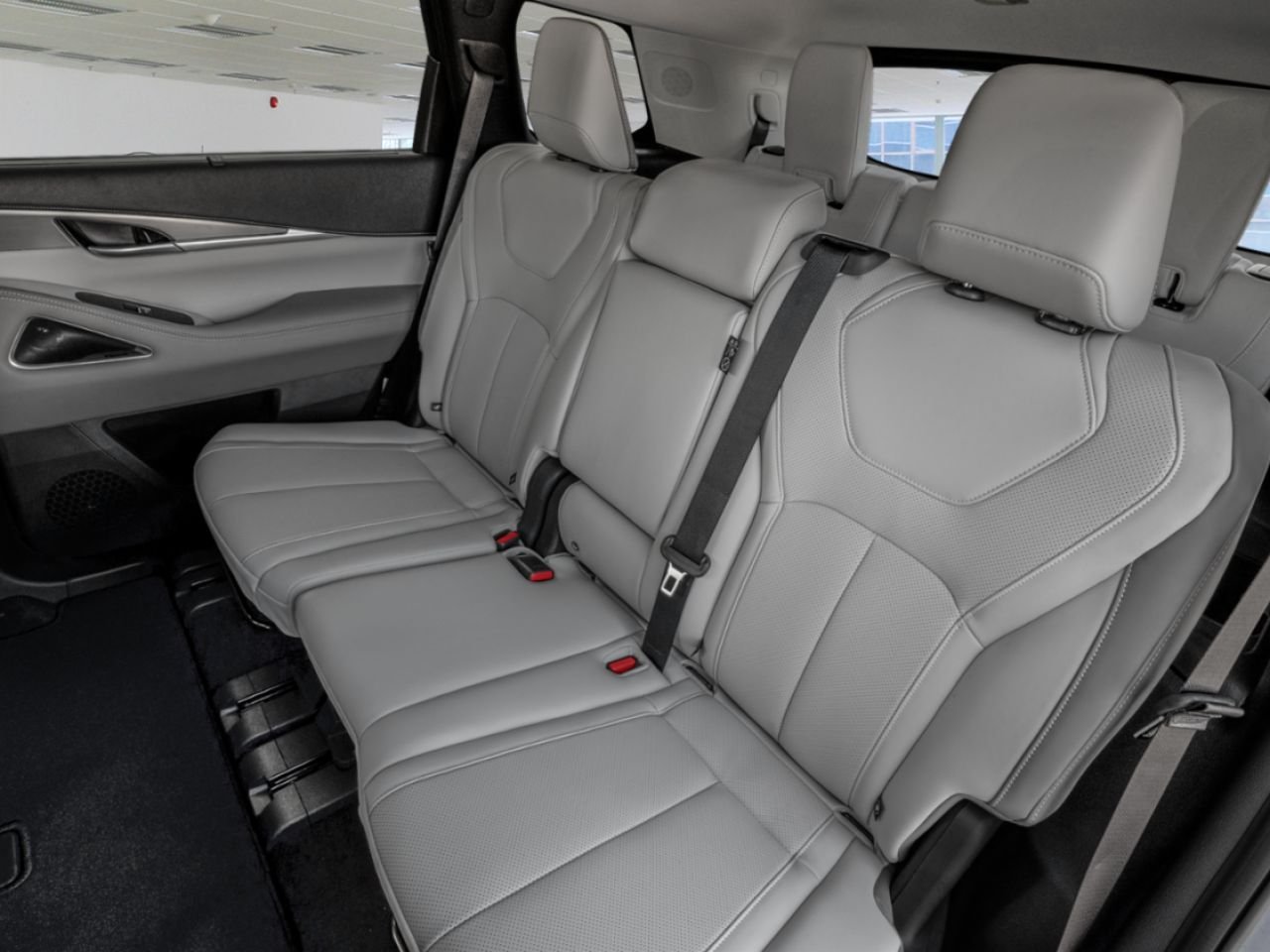 2026 INFINITI QX60 Warm Titanium Metallic Saint-Basile-le-Grand - photo #7