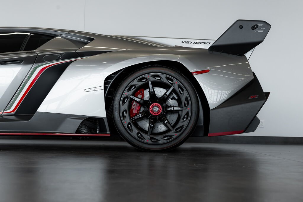 Lamborghini Veneno 1 OF 3 | *PRICE IN USD* 2014 Gris Kirkland - photo #55