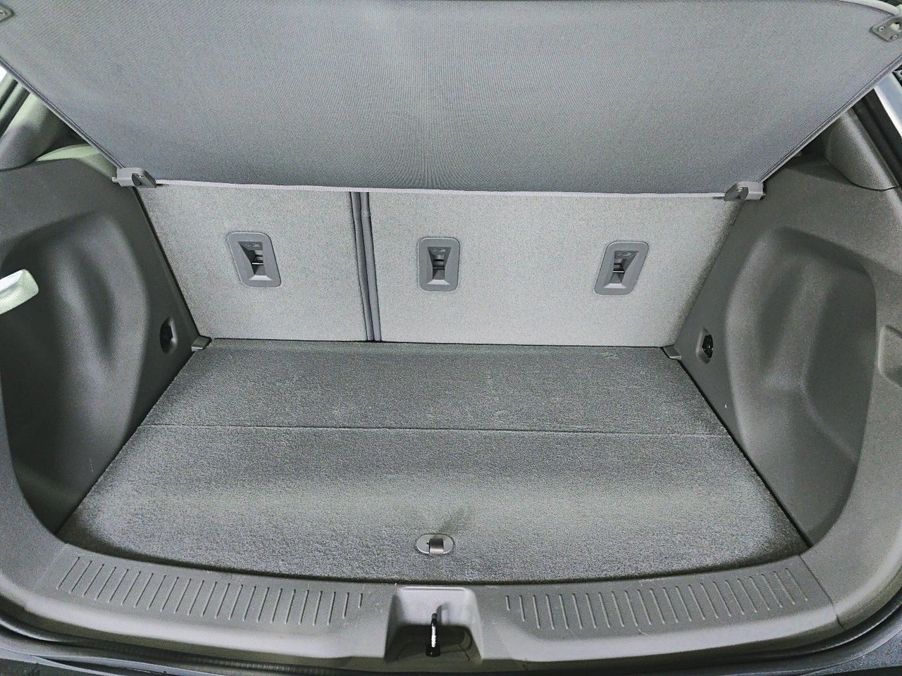 Chevrolet Bolt EUV NIV 1G1FZ6S07N4108902 2022 Gris Chicoutimi - photo #5