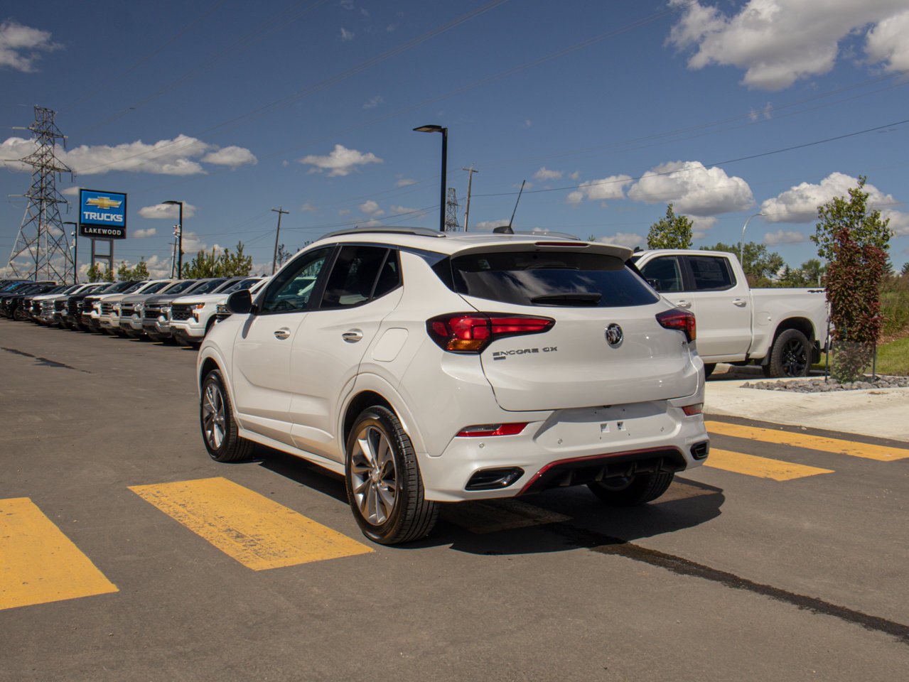 2022 Buick Encore GX AWD 4dr Select White Sherwood Park - photo #7