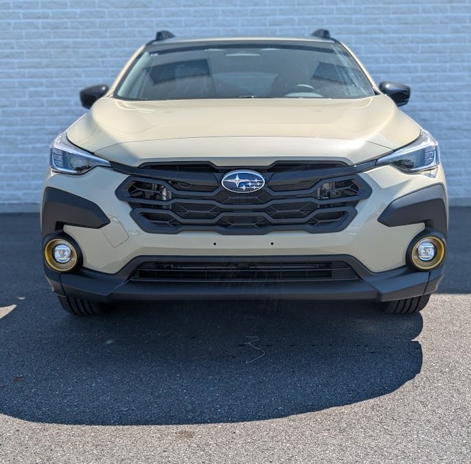 2026 SUBARU Crosstrek ONYX Sand Dune Pearl