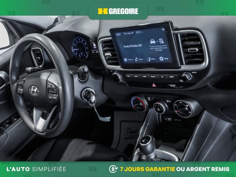 Hyundai Venue 2022 Blanc Blainville - photo #24