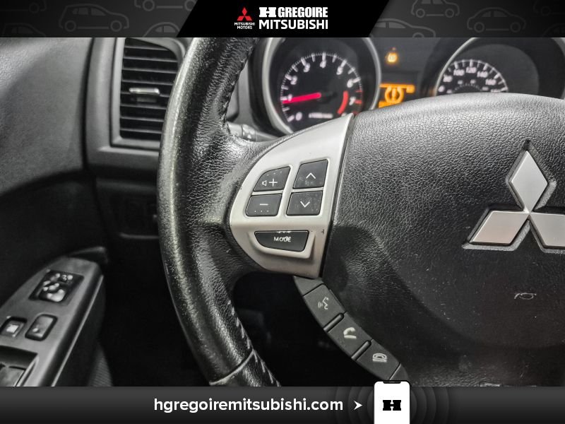 2013 Mitsubishi RVR Grey Laval - photo #19