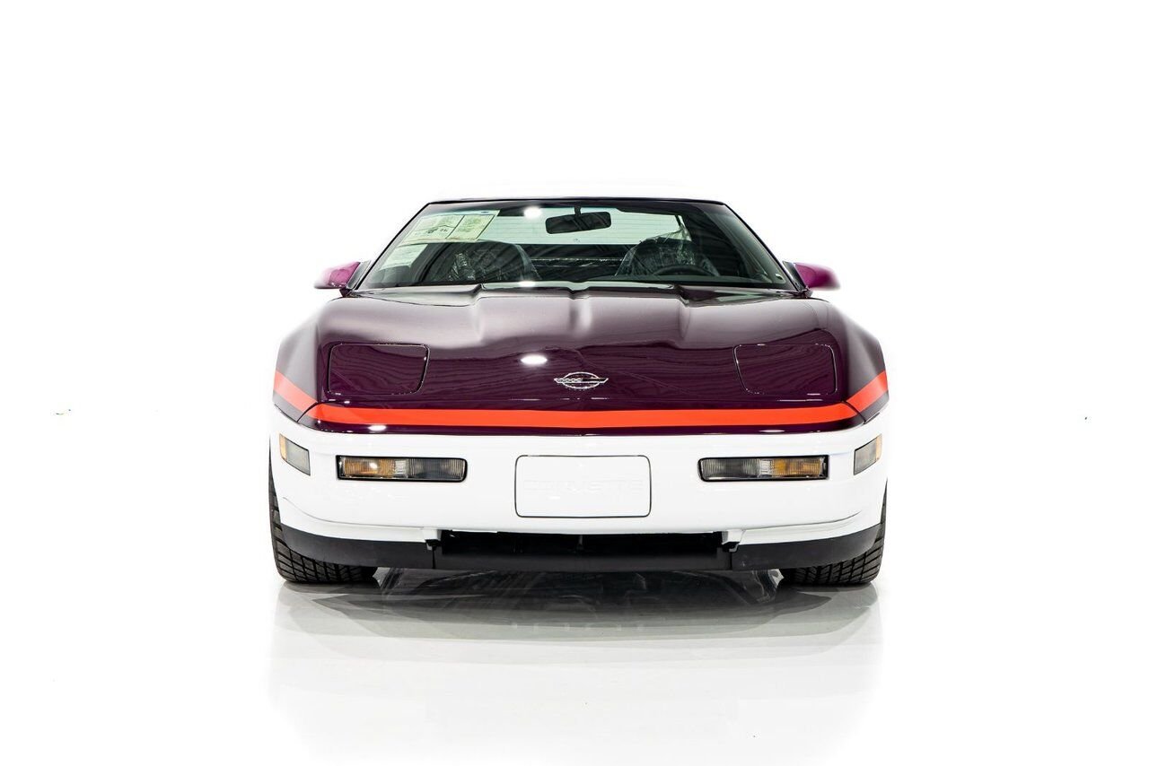 Chevrolet Corvette *PRIX EN USD* RPO Z4Z PACE CAR PRESENTED IN DELIVERY PACKAGING WITH ONLY 192MILES (307KM) FROM NEW 1995 Blanc Montréal - photo #40