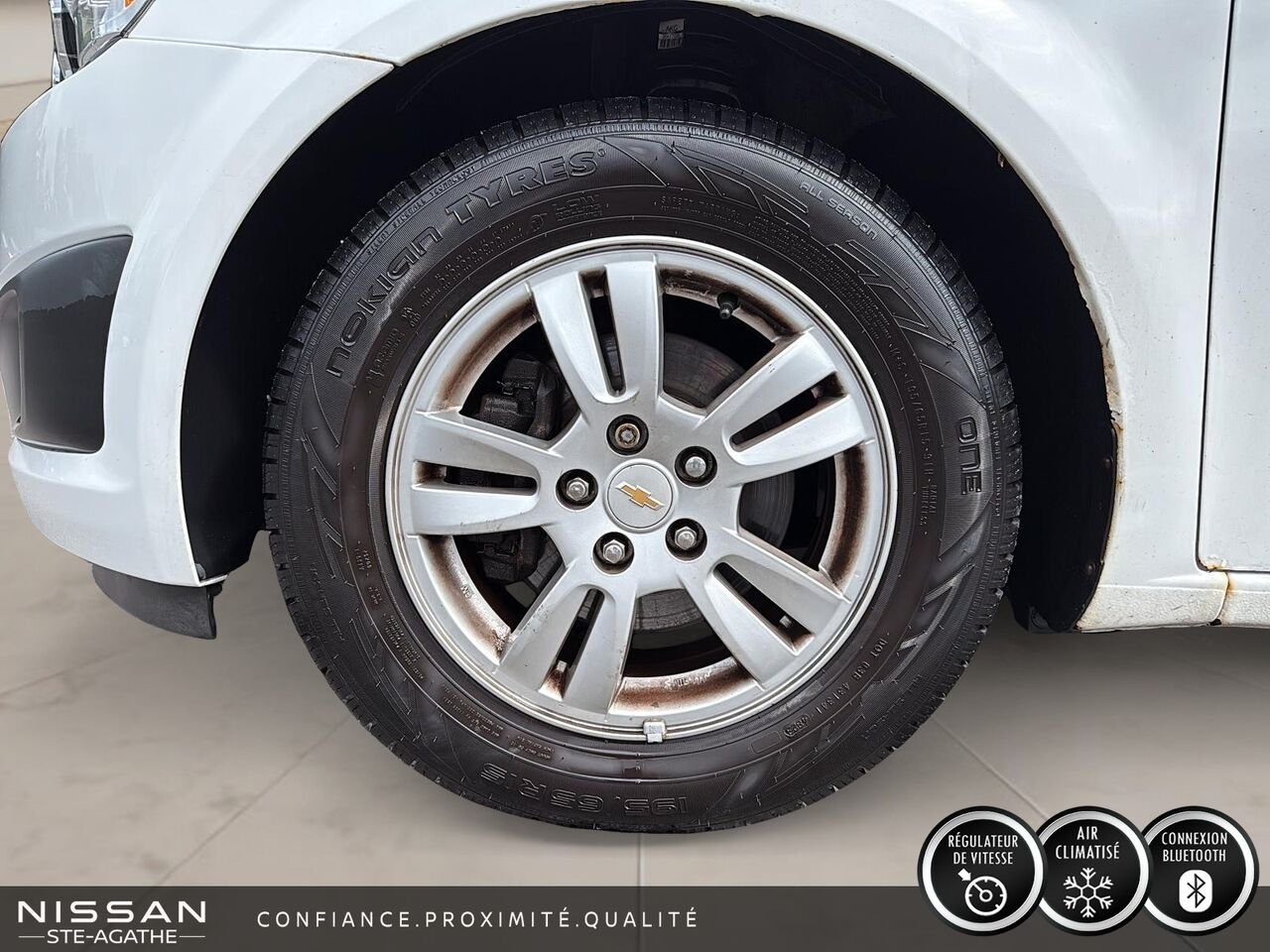 2012 Chevrolet Sonic HAYONS 5 PORTES LT|AUT|PNEUS D'HIVER INCLUS White Saint-Jérôme - photo #5
