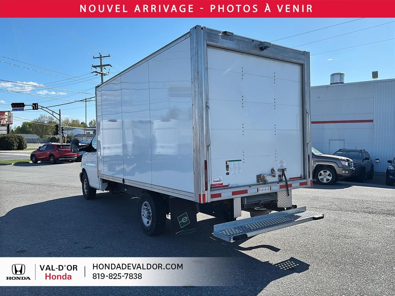 2025 Chevrolet Fourgonnette commerciale tronquée Express 3500 fourgonnette 159 po White Val-d'Or - photo #3
