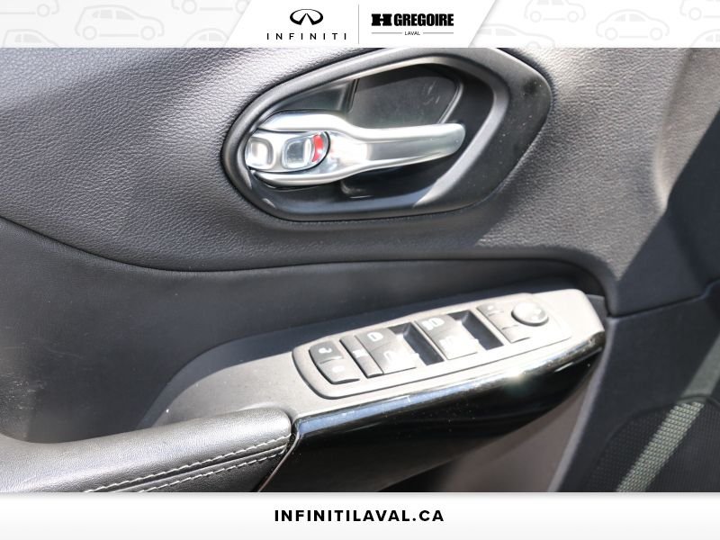 2022 Jeep Cherokee Saint-Eustache - photo #12