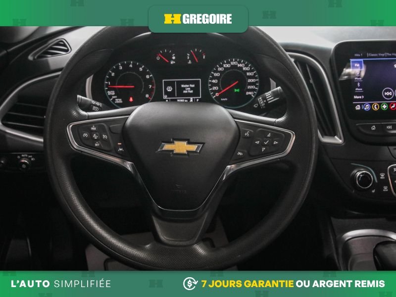2023 Chevrolet Malibu White Laval - photo #24