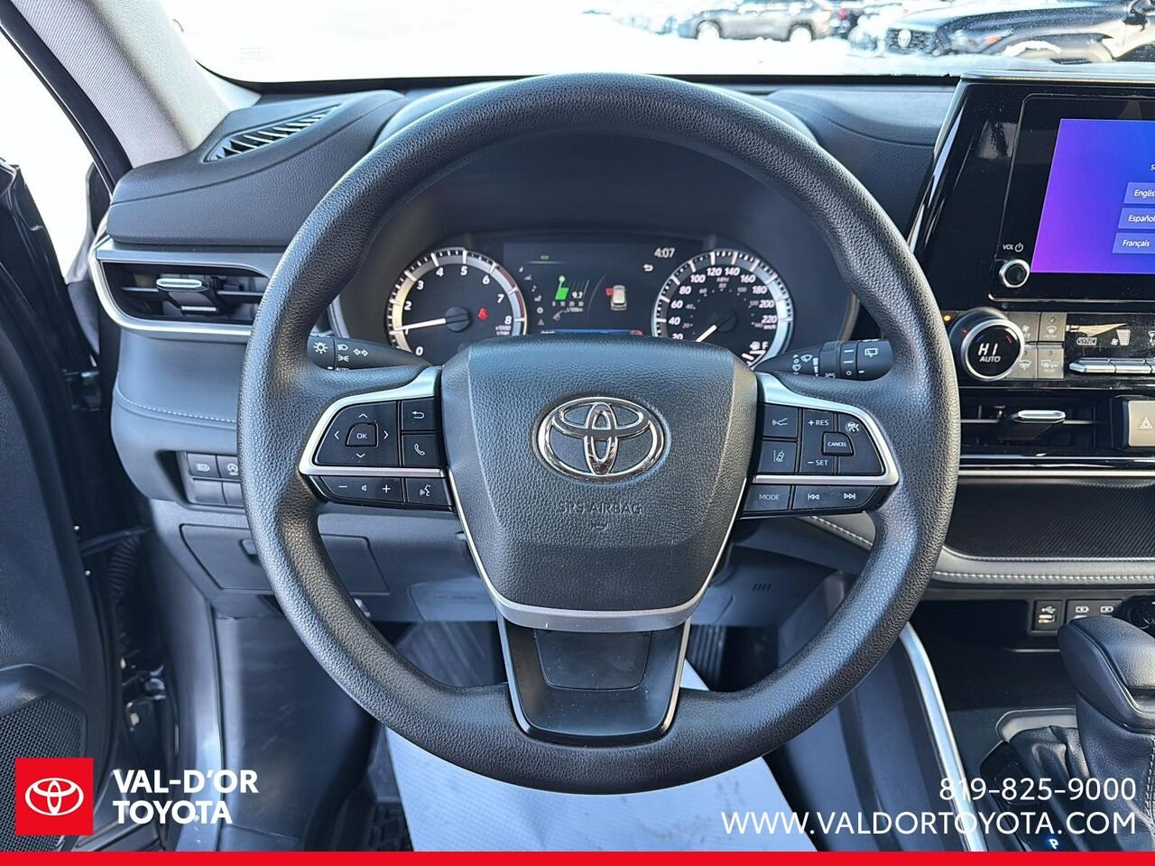 Toyota Highlander LE AWD LE AWD 2024 Gris Val-d'Or - photo #10