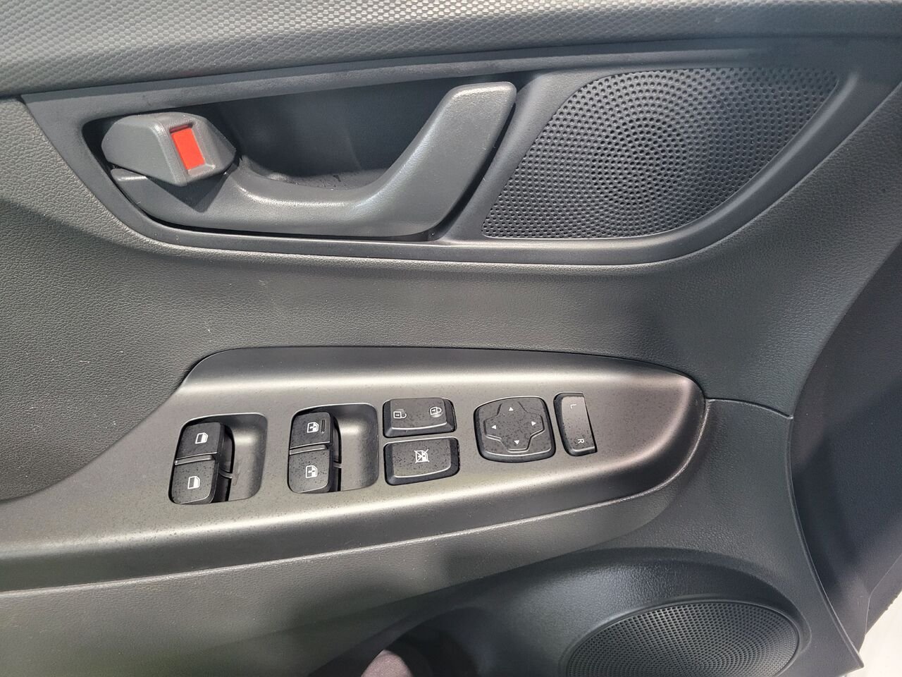 Hyundai Kona 2022 Blanc Longueuil, - photo #9