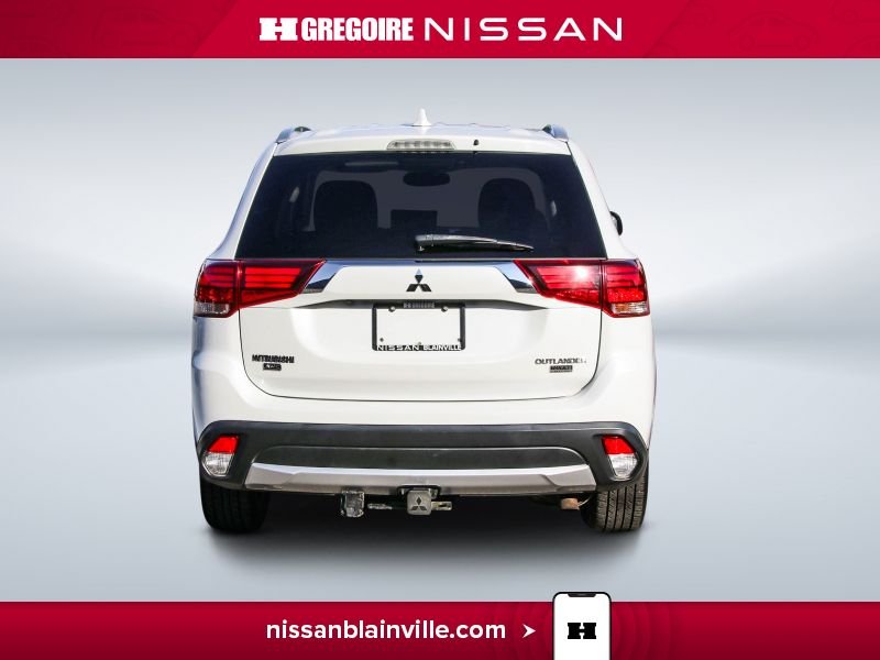 2018 Mitsubishi Outlander White Blainville - photo #7