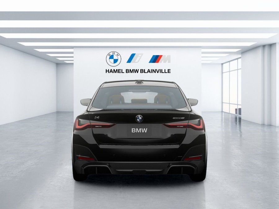 BMW i4 2026 2026 Noir saphir métallisé