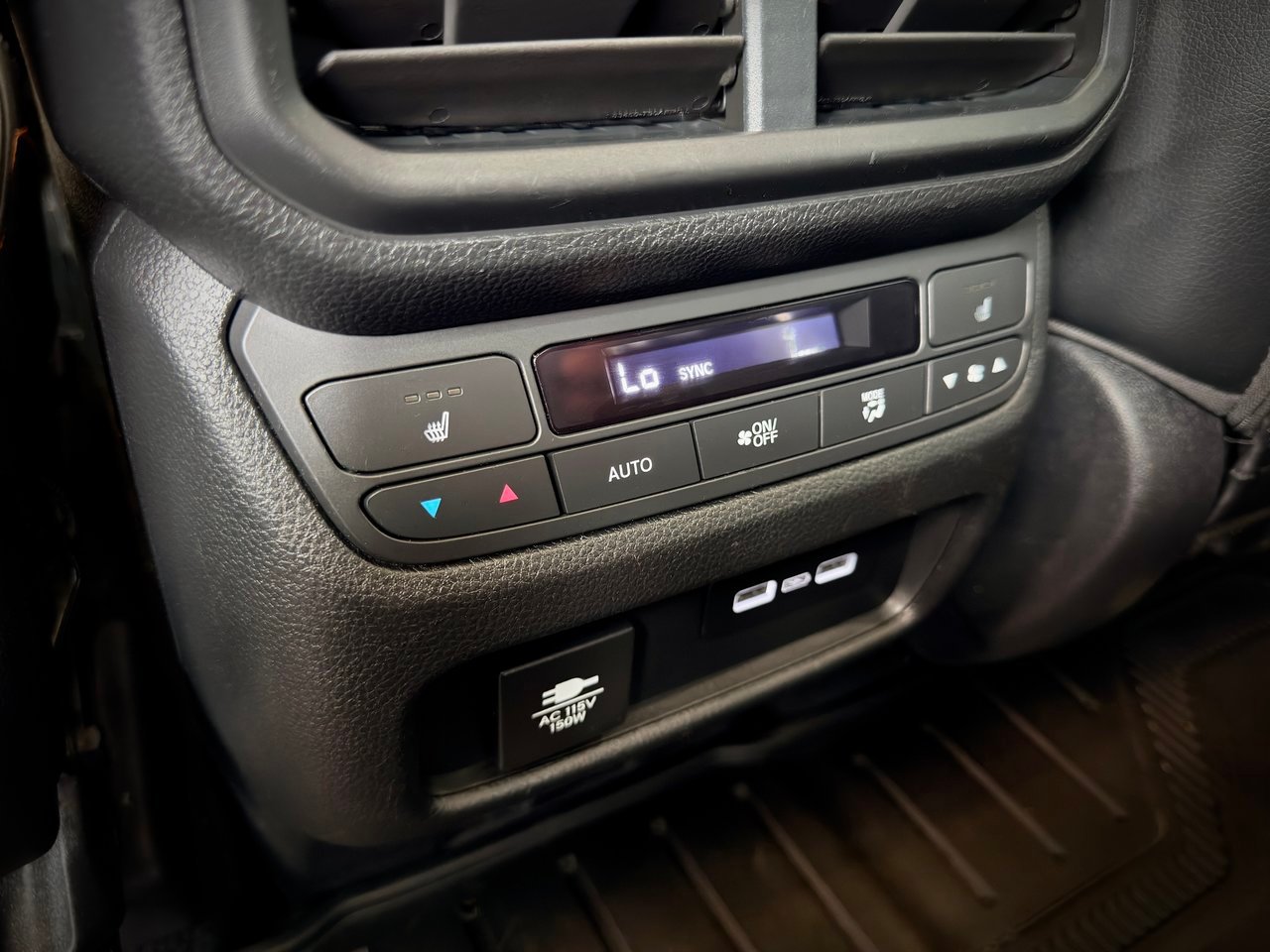 Honda Pilot 2023 Blanc Notre-Dame-des-Prairies - photo #22
