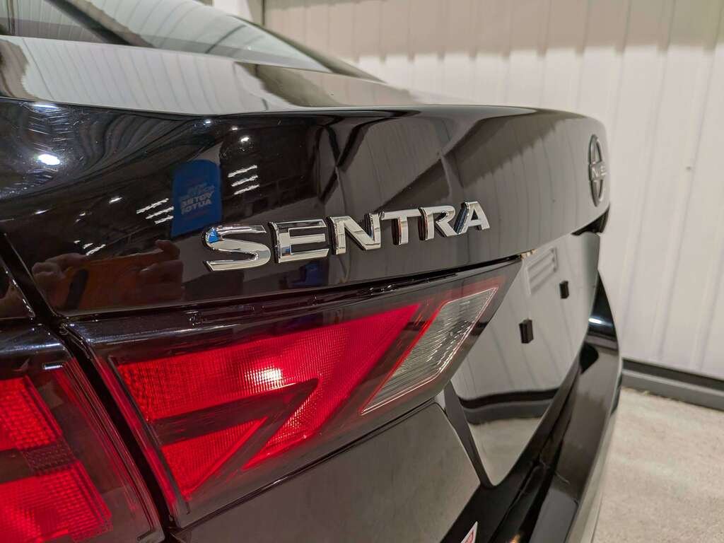 Nissan Sentra S Plus CVT 2024 Noir Val-David - photo #31