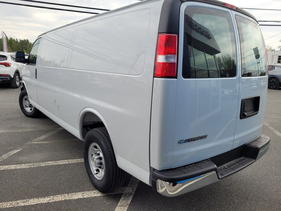 2025 Chevrolet Express Cargo Van 2025 SUMMIT WHITE