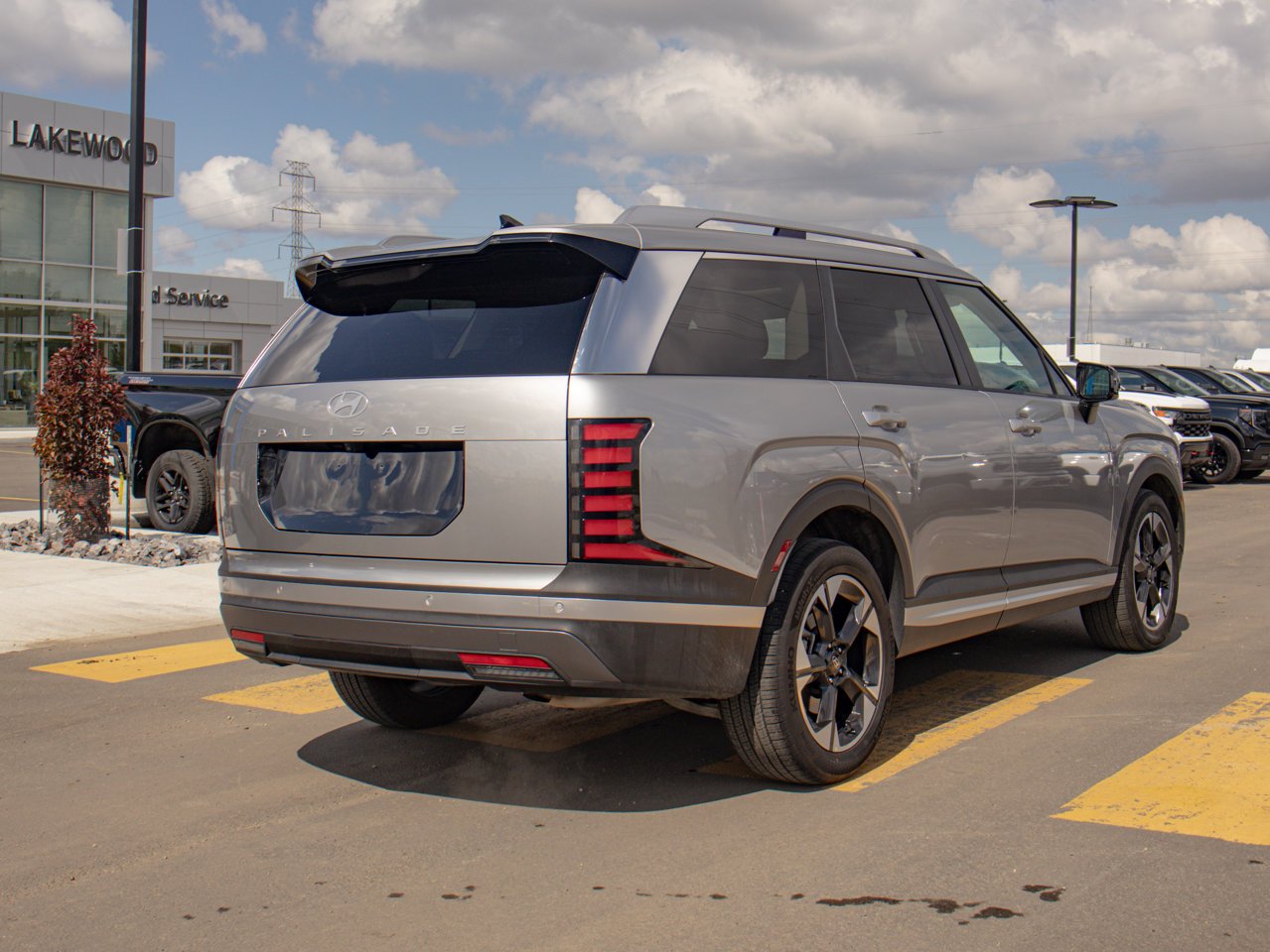 2026 Hyundai Palisade Preferred Trend AWD Grey Sherwood Park - photo #8