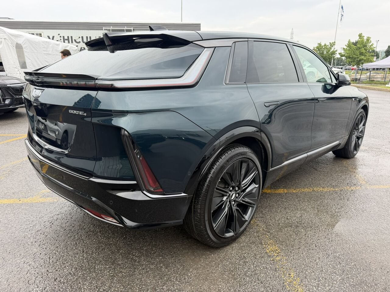 Cadillac LYRIQ SPORT AWD NIVEAU 3 NAPPA FINANCEMENTÀ PARTIR 0.99% 2024 Vert Laval - photo #13
