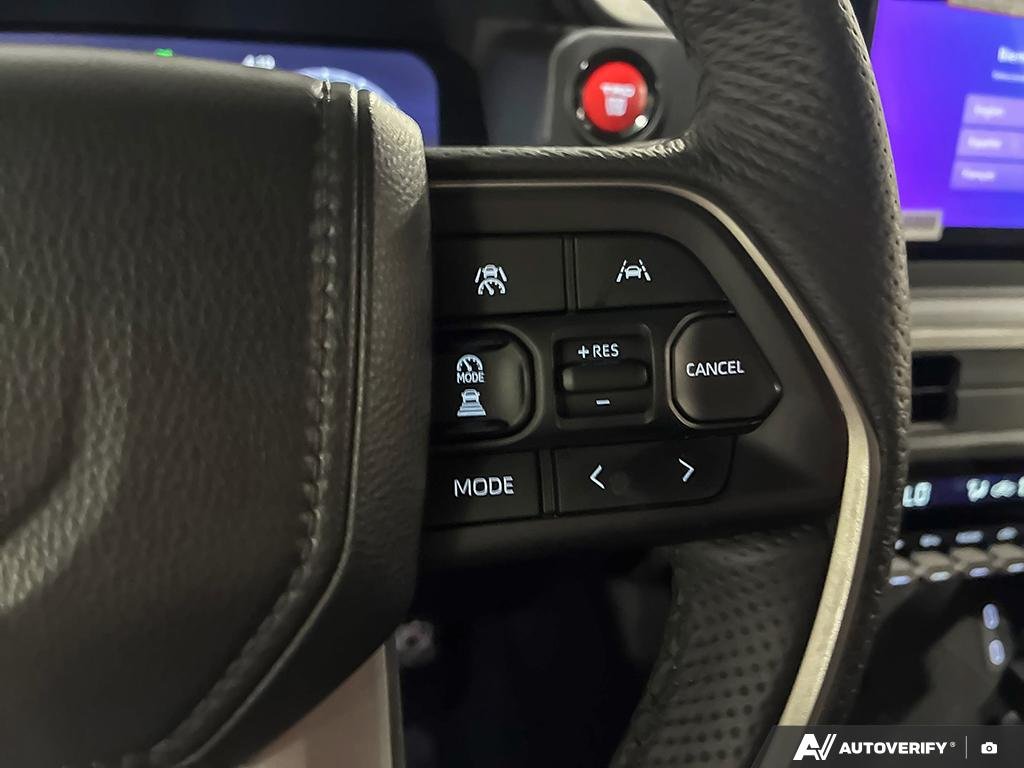 2025 Toyota Tacoma S2501714 | TRD SPORT White Edmonton - photo #15