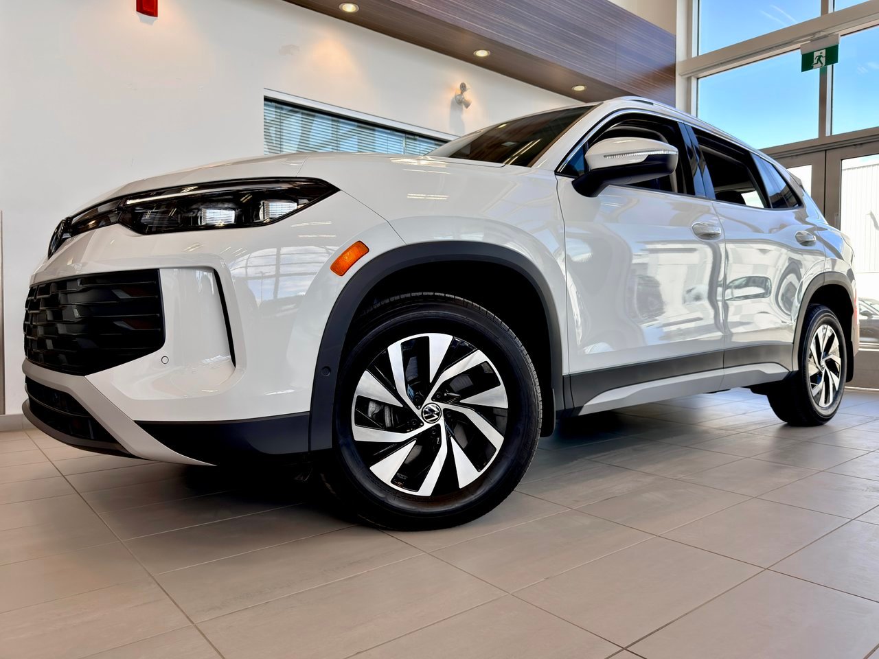 2025 Volkswagen Tiguan Notre-Dame-des-Prairies - photo #1
