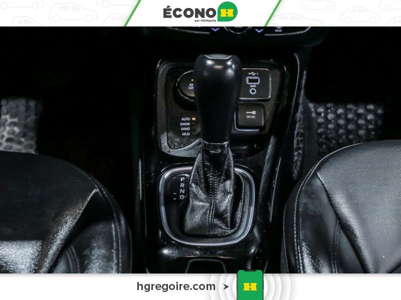 Jeep Compass 2019 Blanc Laval - photo #17