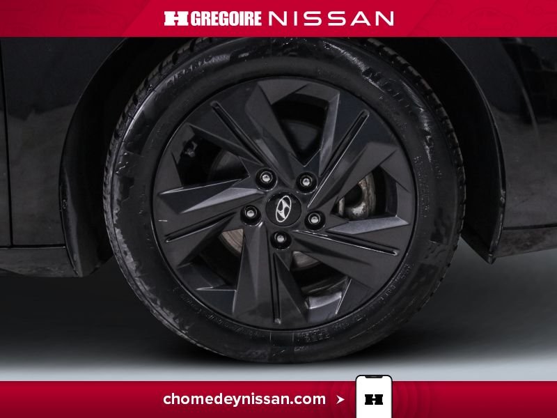 Hyundai Elantra 2023 Noir Laval - photo #24