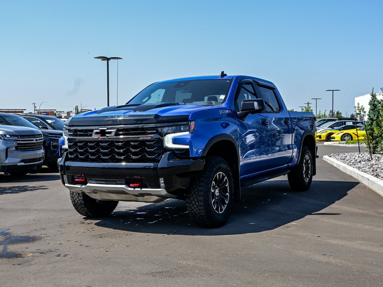 2024 Chevrolet Silverado 1500 4WD Crew Cab 147 ZR2 Blue Sherwood Park - photo #3