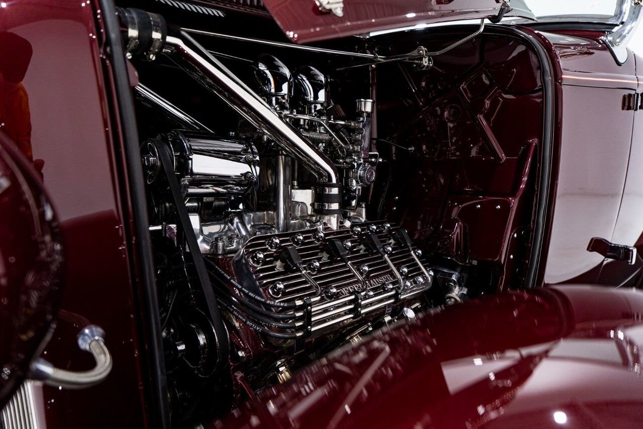 1932 Ford Highboy Lobeck creation spectacular presentation **PRICE IN USD** Red Montreal - photo #46