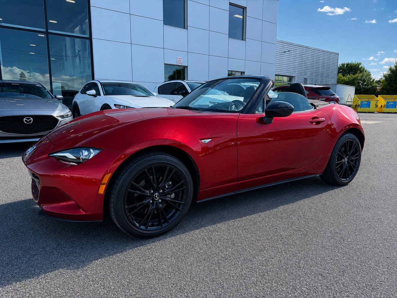 2025 Mazda MX-5 GS Red Châteauguay - photo #2
