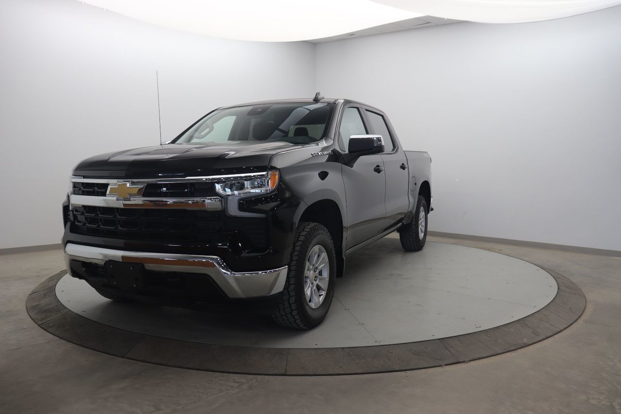 Chevrolet Silverado 1500 NIV 2GCUKDED4S1122348 2025 Noir Baie-Comeau - photo #0