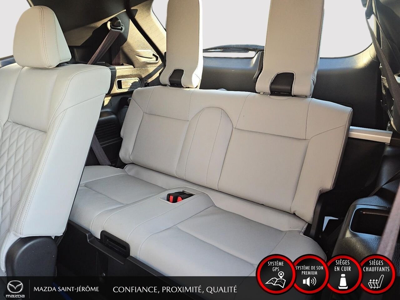 Mitsubishi Outlander GT Premium HYBRIDE RECHARGEABLE | 7 PASSAGERS | TOIT PANO | CUIR | AWD 2024 Rouge Saint-Jérôme - photo #23