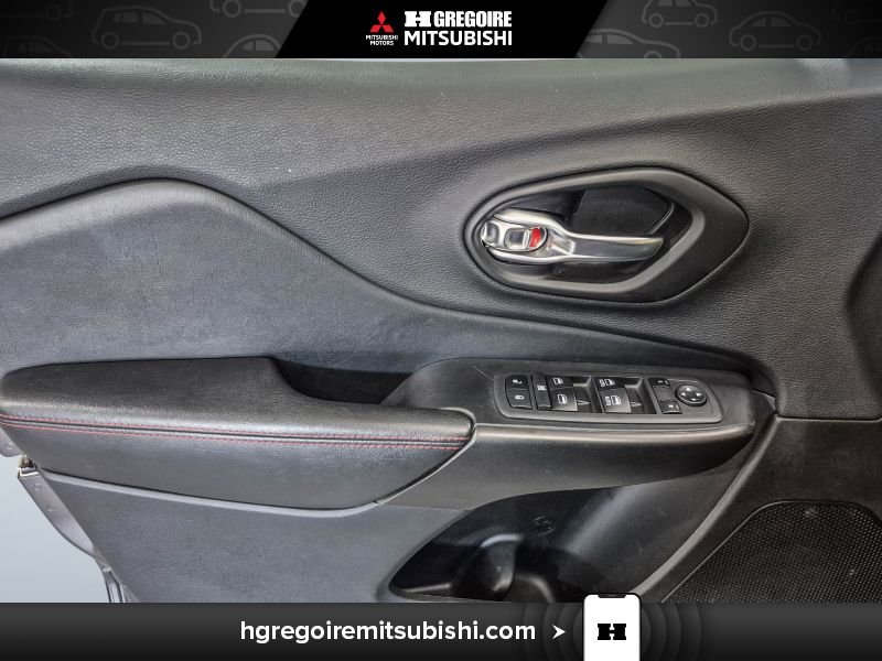 Jeep Cherokee 2019 Gris Laval - photo #12