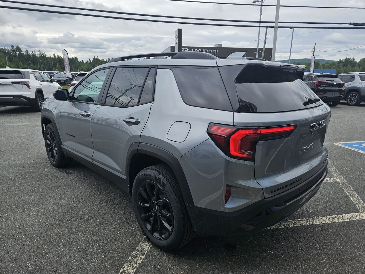 2026 GMC Terrain Élévation 4 portes TI Sterling Metallic Thetford Mines - photo #5