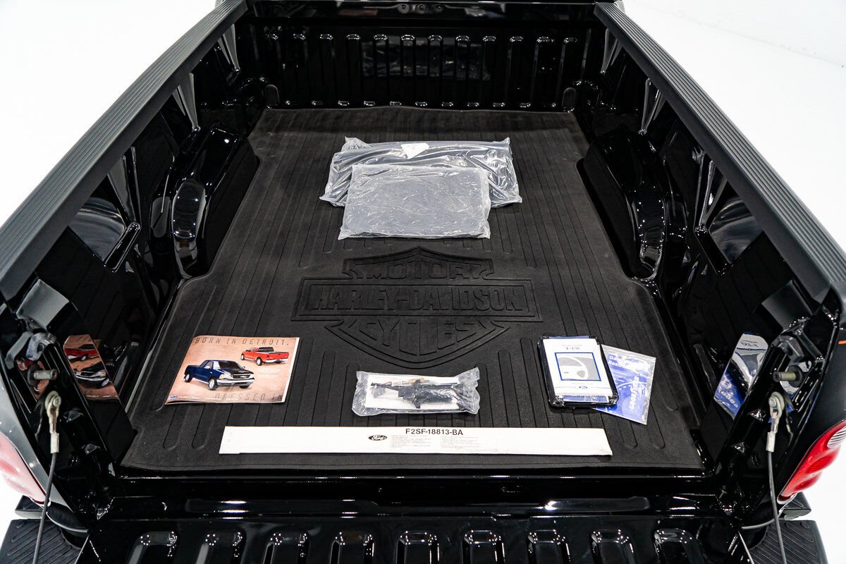 2000 Ford F-150 Harley Davidson Edition In Delivery Packaging Black Montreal - photo #31