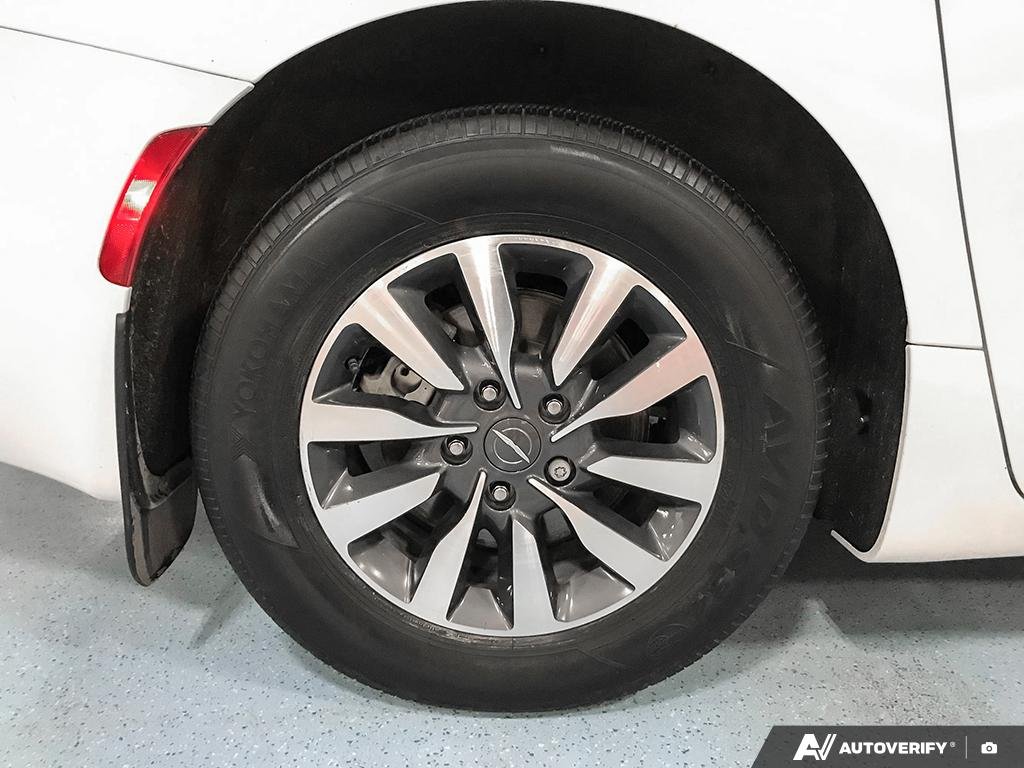 2021 Chrysler Pacifica Hybrid 2601324A | Touring L Plus White Edmonton - photo #5
