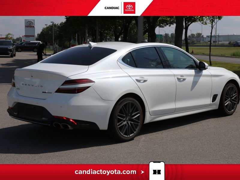 2022 Genesis G70 White Saint-Eustache - photo #10