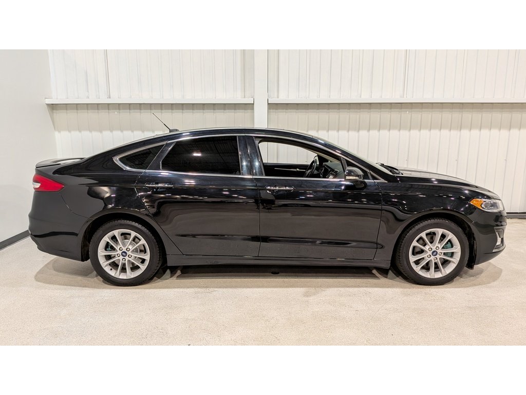 2020 Ford Fusion Energi Titanium FWD Black Val-David - photo #7