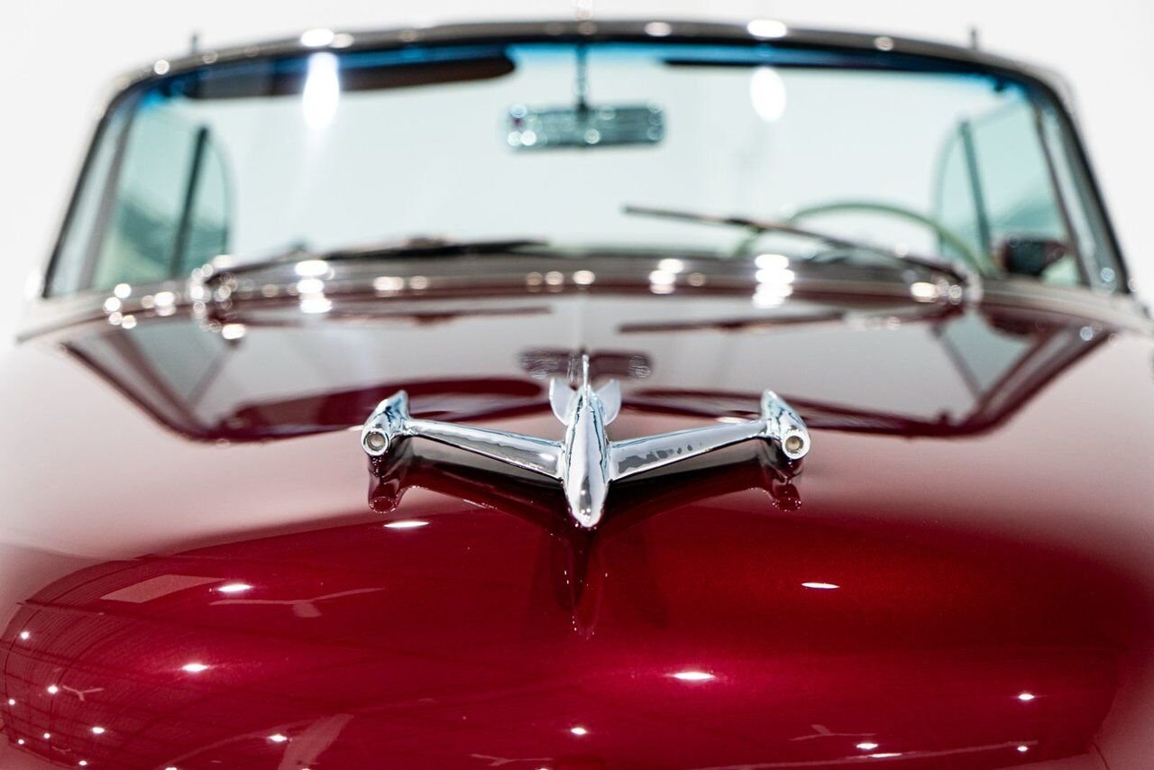 1953 Oldsmobile 98 PRIX EN USD | Convertible Beautifully Presented from complete Restoration Red Montreal - photo #46