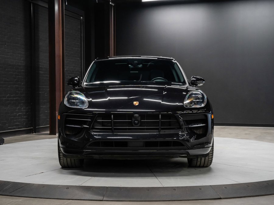 2021 Porsche Macan 2021 Black