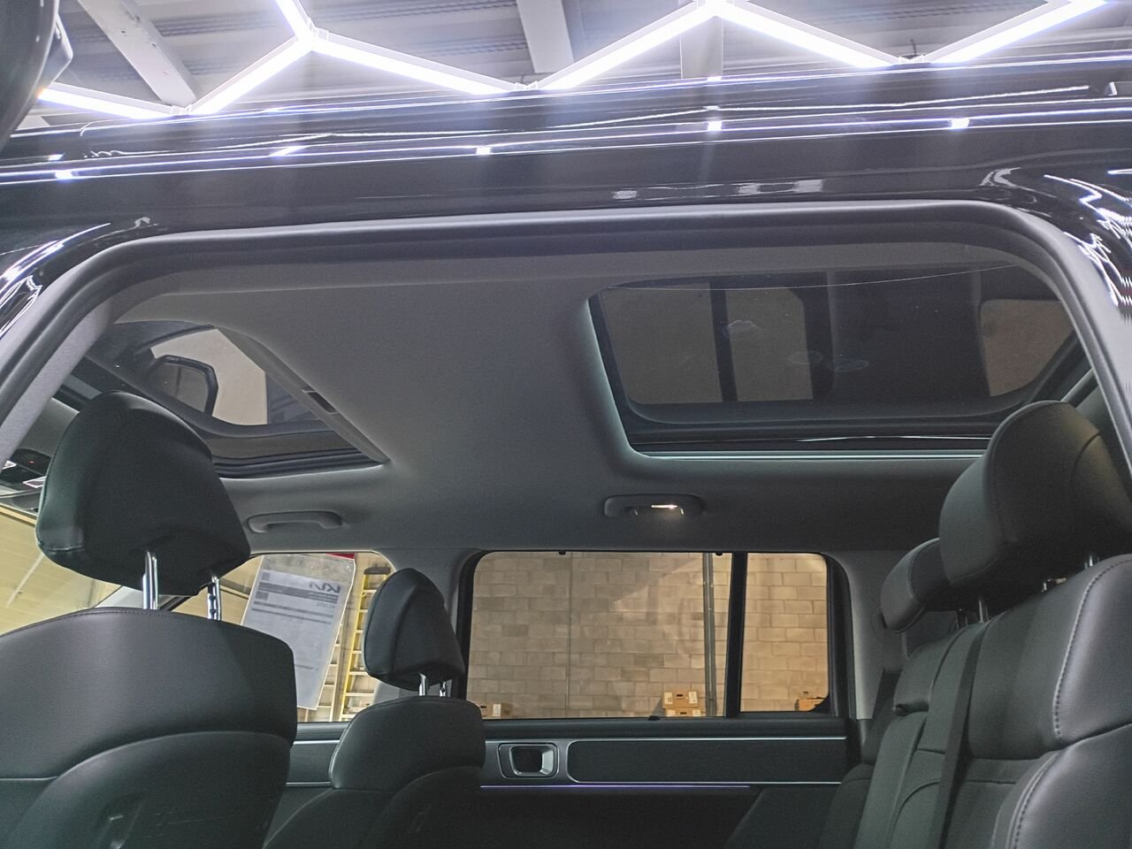 2025 Hyundai Santa Fe Black Blainville - photo #23