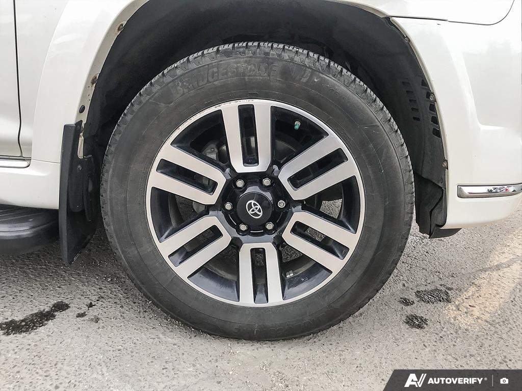 2017 Toyota 4Runner 2600678A | SR5 White Edmonton - photo #5