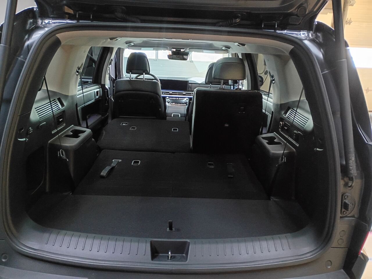 2025 Hyundai Santa Fe Black Blainville - photo #12