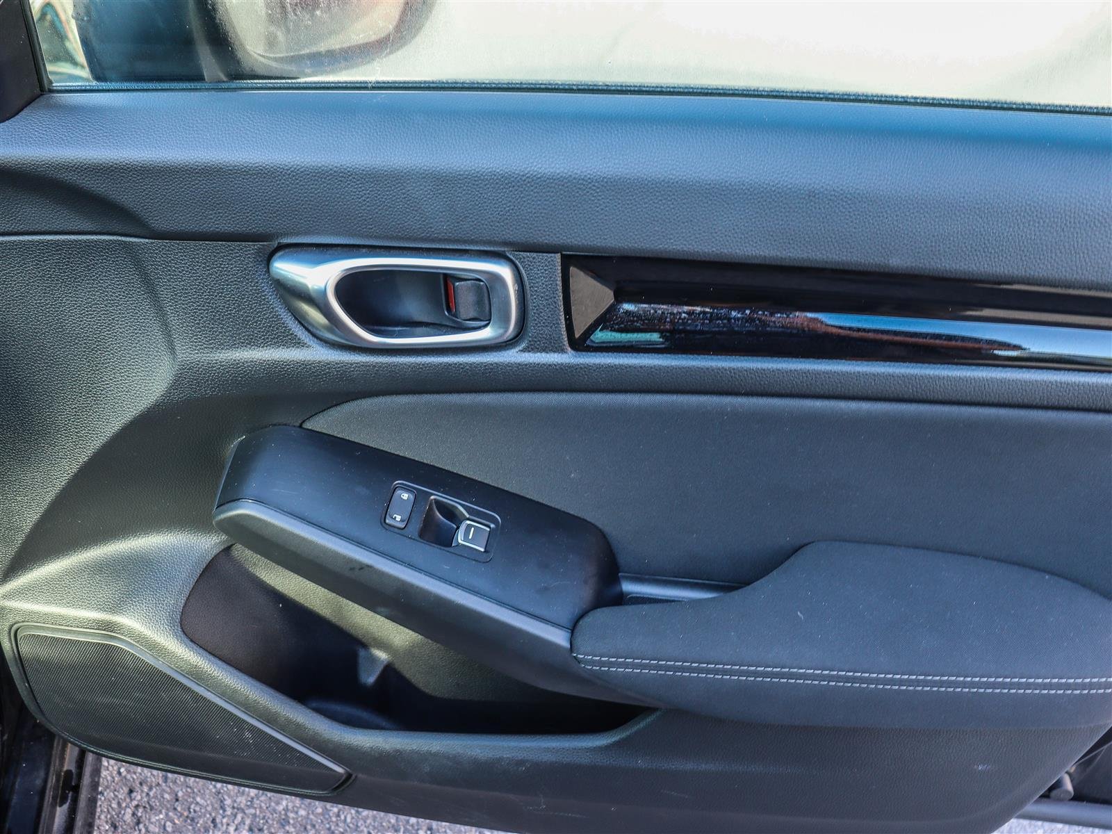 2024 Honda Civic Sedan EX Ottawa & Gatineau - photo #15