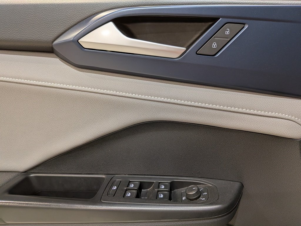 Volkswagen Taos Comfortline FWD 2024 Gris Val-David - photo #19