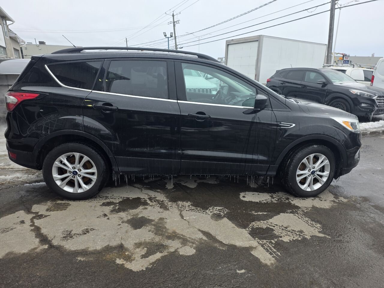 2018 Ford Escape Black  - photo #7