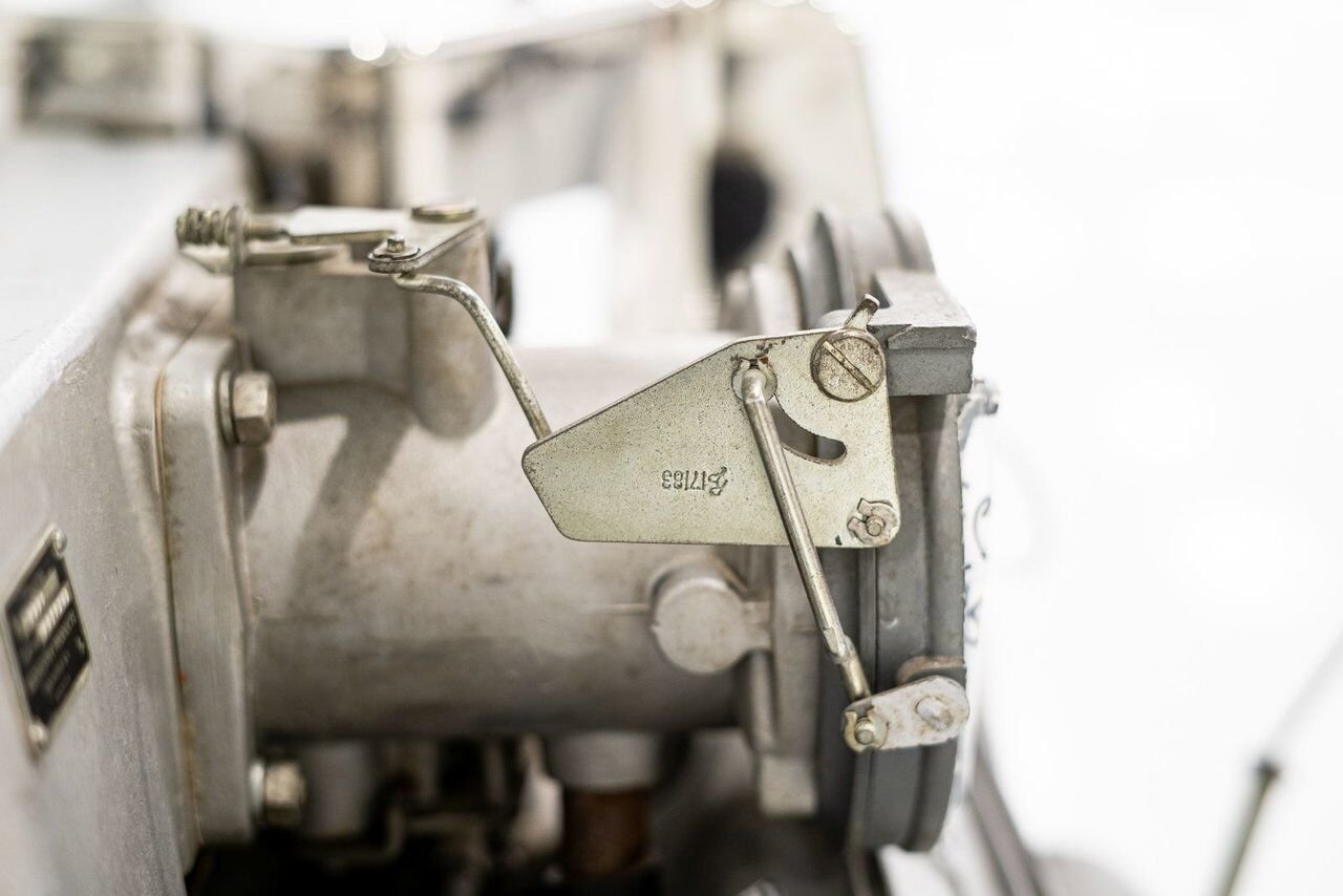 1962 Chevrolet 327/360HP PRIX EN USD | Fuelie Original Factory Motor never installed or stamped Montreal - photo #12