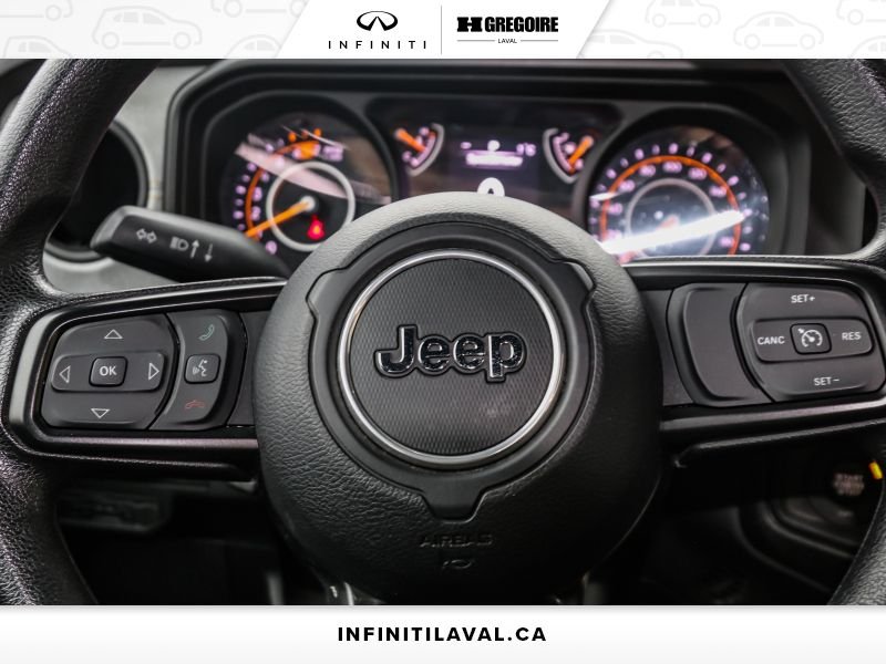 2024 Jeep Wrangler Blainville - photo #15
