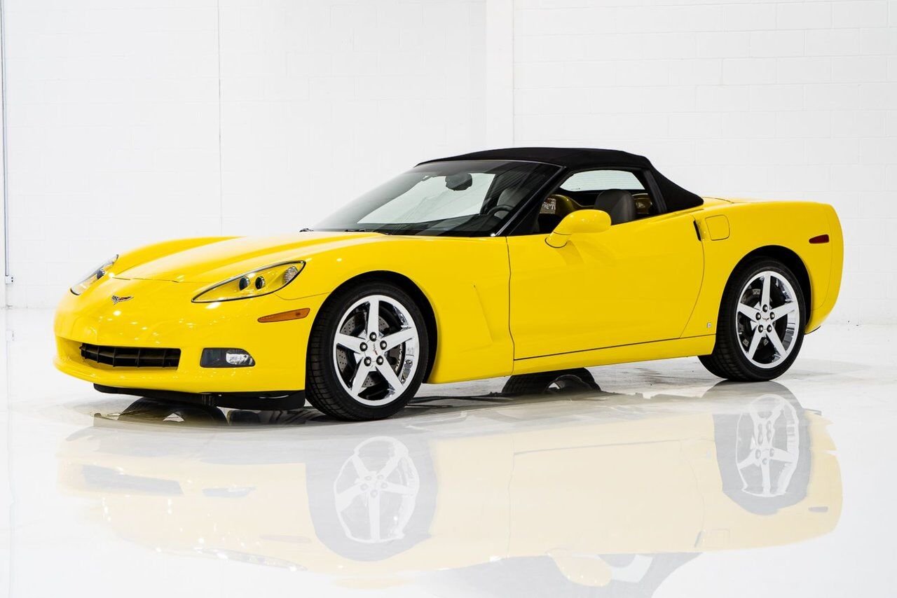 2008 Chevrolet Corvette PRIX EN USD | With Only 900km (563mi) From New With Window Sticker Yellow Montreal - photo #93