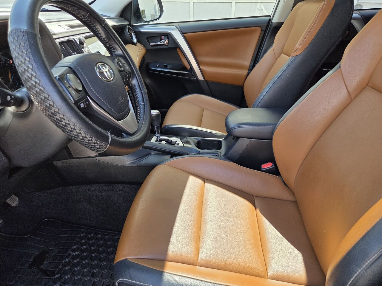 2017 Toyota RAV4 Hybrid White Mont-Laurier - photo #15